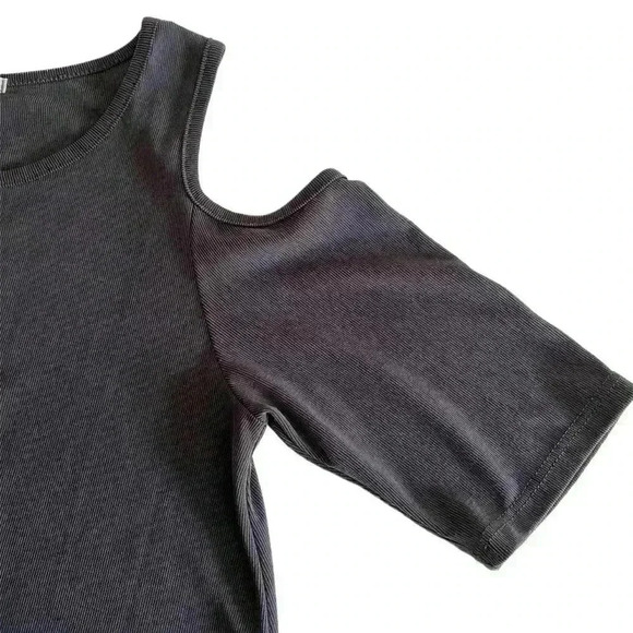 Acemi Cold Shoulder Black Dress Final Markdown - Picture 4 of 8